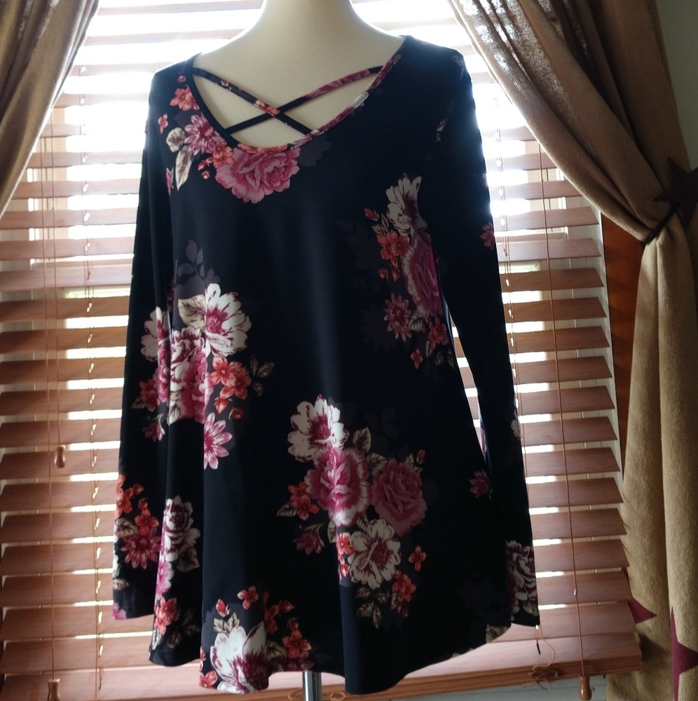 Long sleeved top